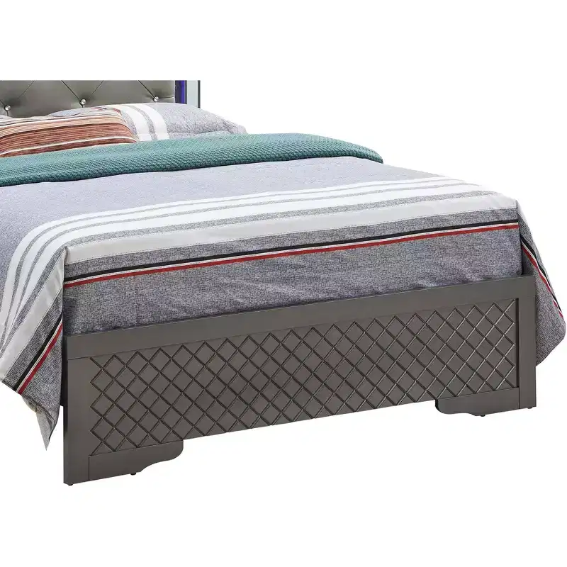 Passion Furniture Verona and Queen Panel Beds