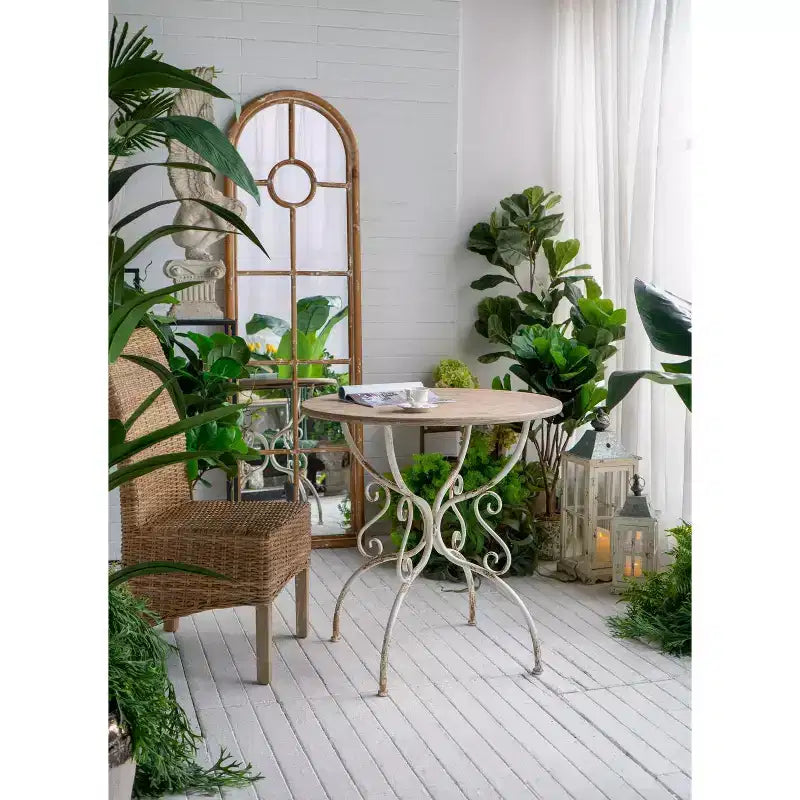 Round Wooden Table with Metal Scrollwork Legs White Finish 31.5x31.5